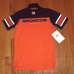 Denver Broncos tee